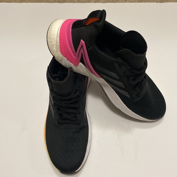 ADIDAS Response Super Boost Running Shoes. - Picture 3 of 11